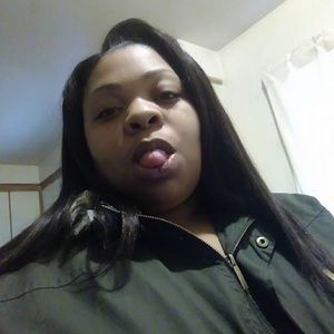 Meet your Posher, Shanika